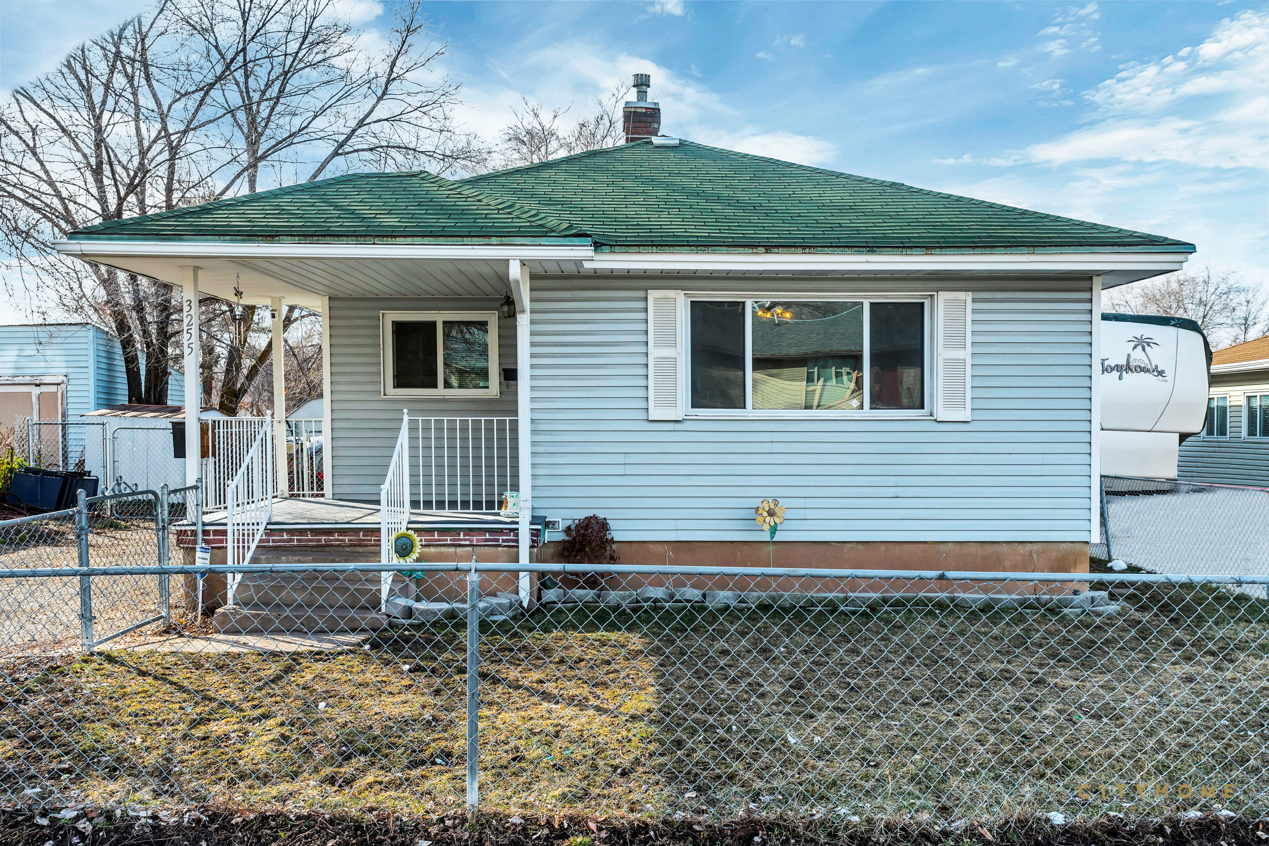 Porter Ave In The Bag